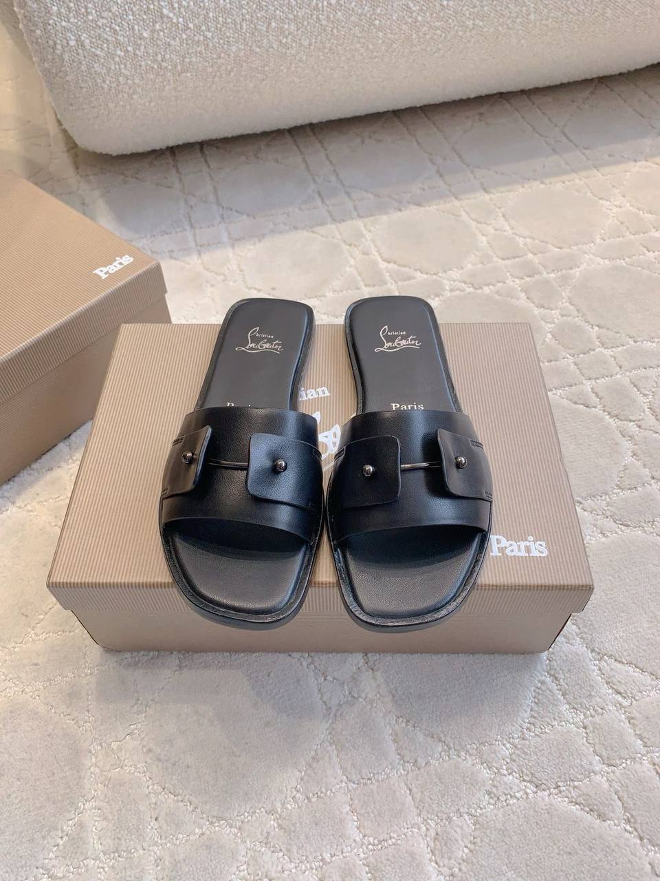 Christian Louboutin slides – Hacoo link · photo 3