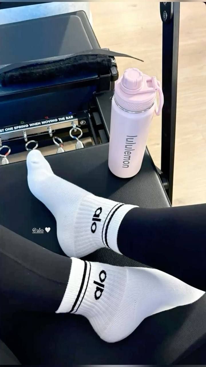 Chaussettes Alo Yoga – Lien Hacoo