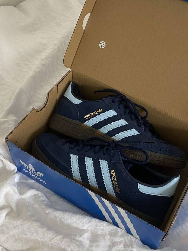 Adidas Trainers List – Lien Hacoo