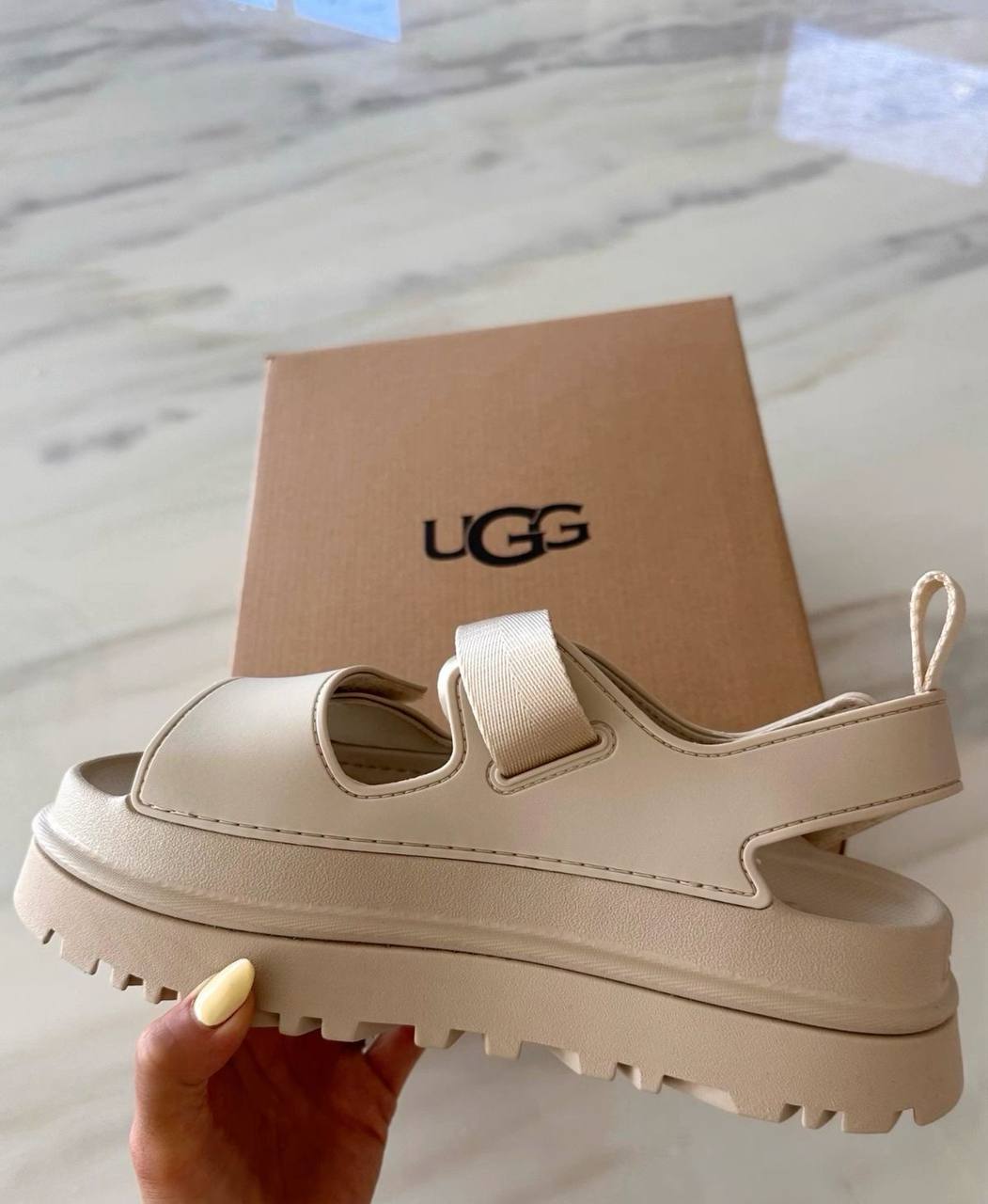 Ugg sandals – Hacoo link · photo 3