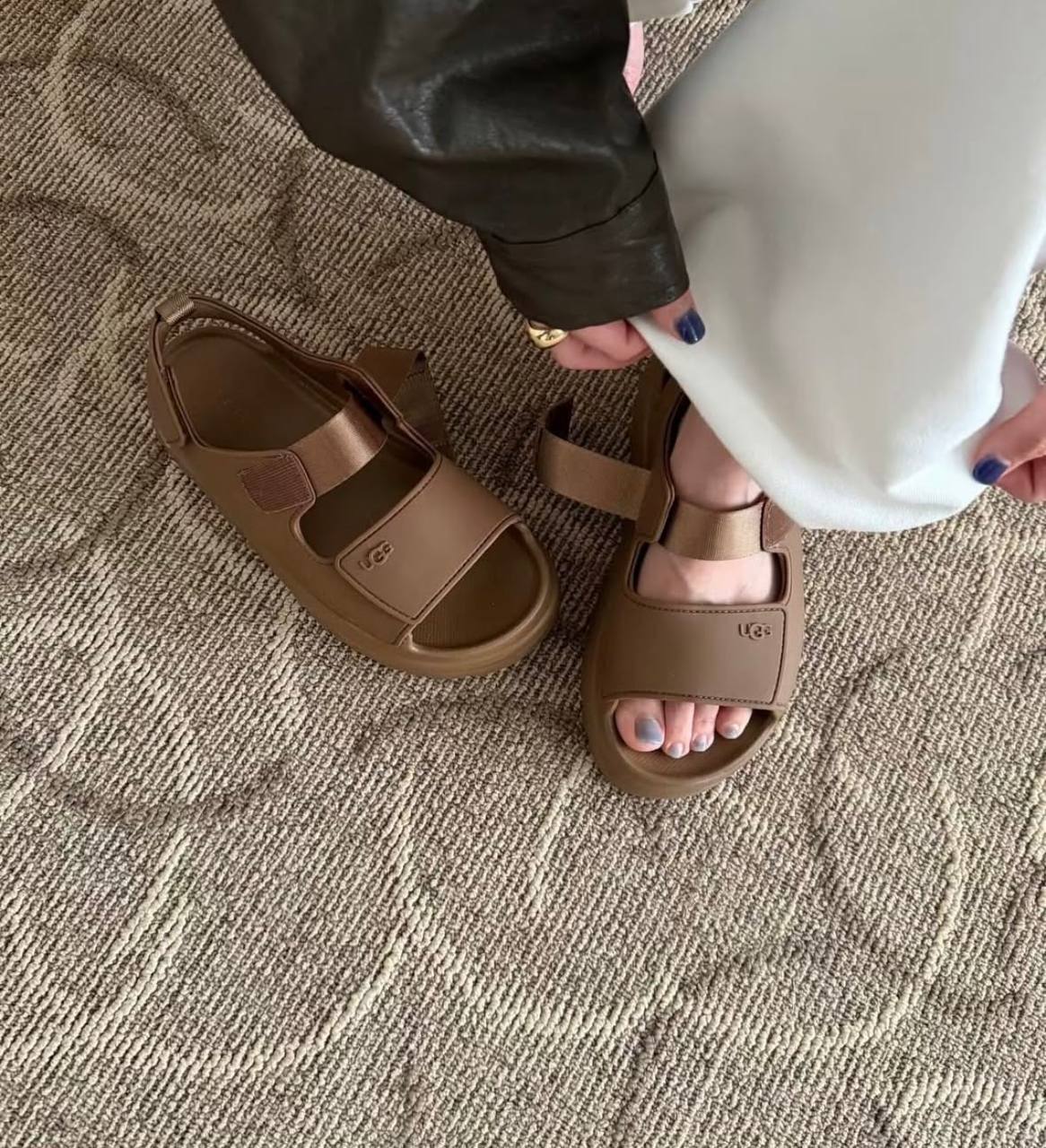 Ugg sandals – Hacoo link · photo 4