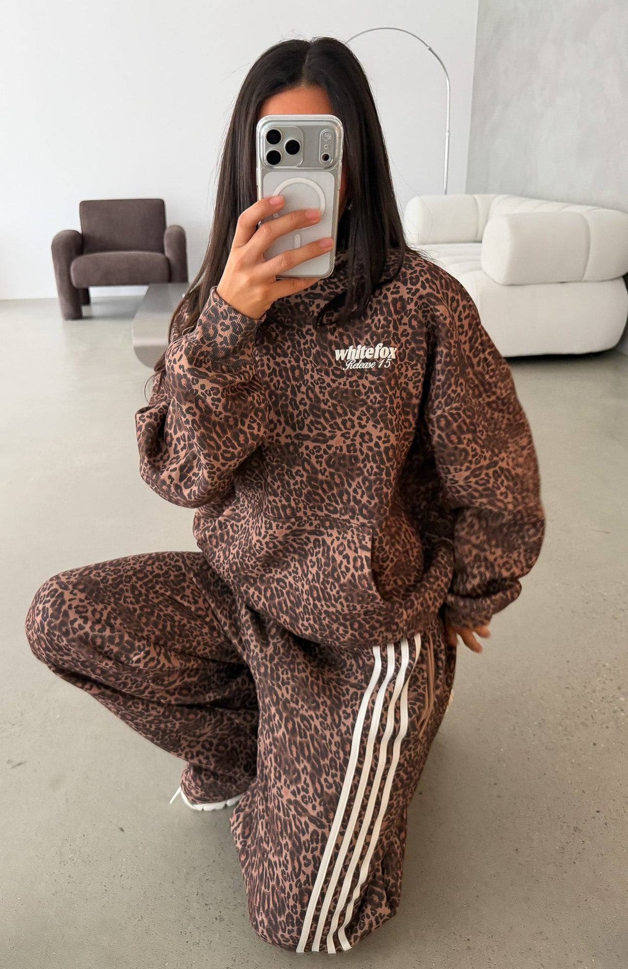 Tuta White Fox Leopard Print Clothing List – Link Hacoo · foto 2