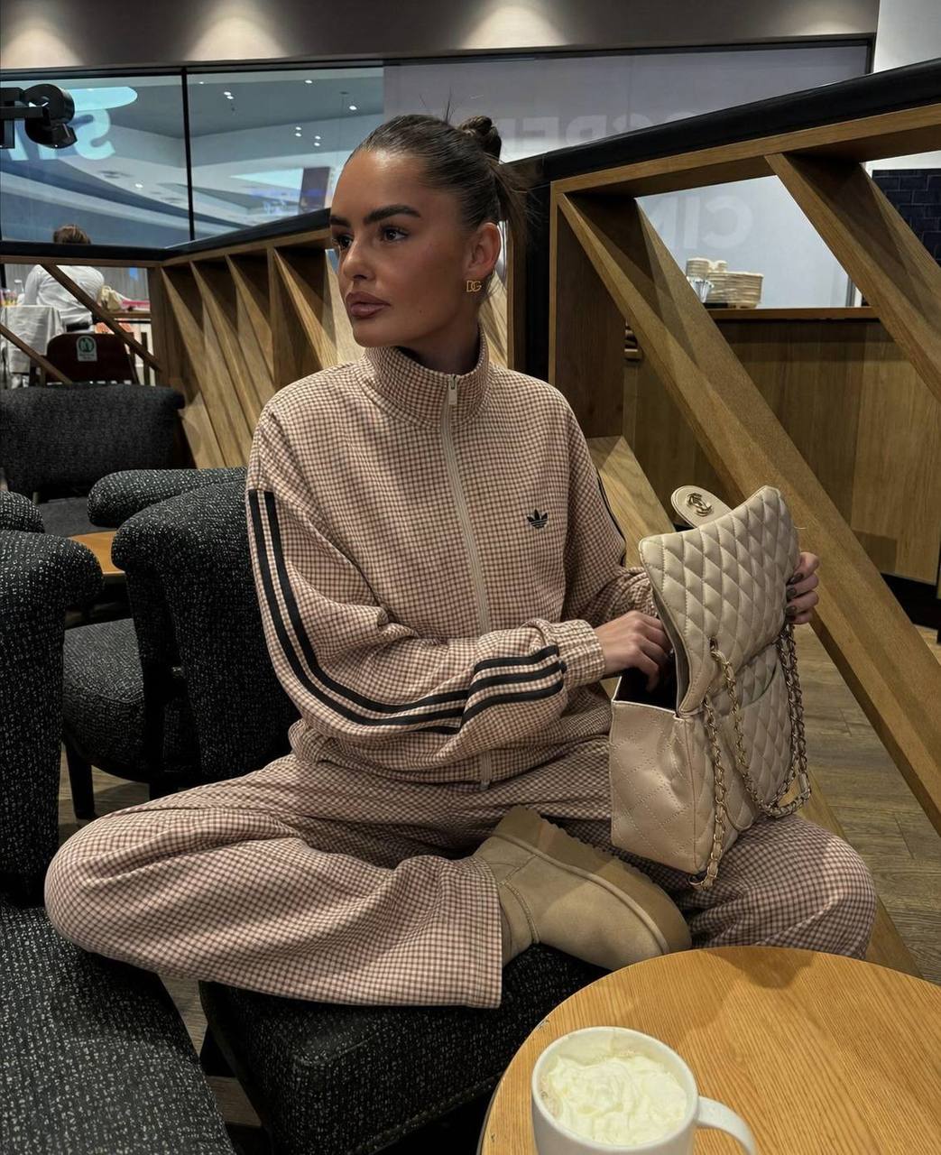 Adidas tracksuit – Hacoo link · photo 3