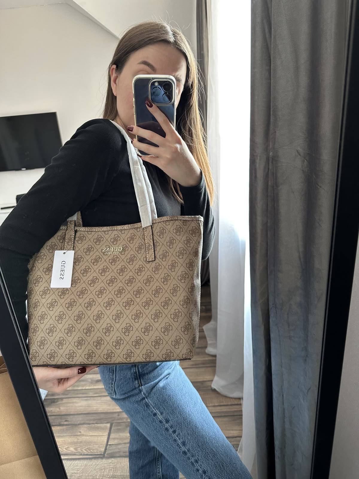 Guess de Grande kézitáska – Hacoo link · fotó 2