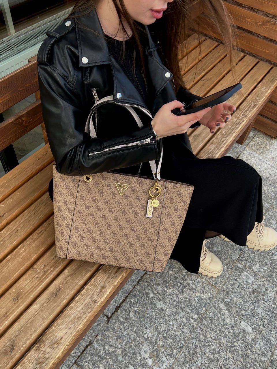 Guess de Grande kézitáska – Hacoo link · fotó 3