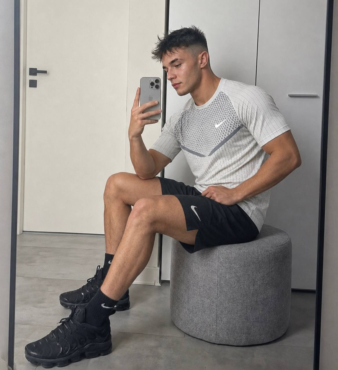 Pantalon Nike Clothing List – Lien Hacoo · photo 2