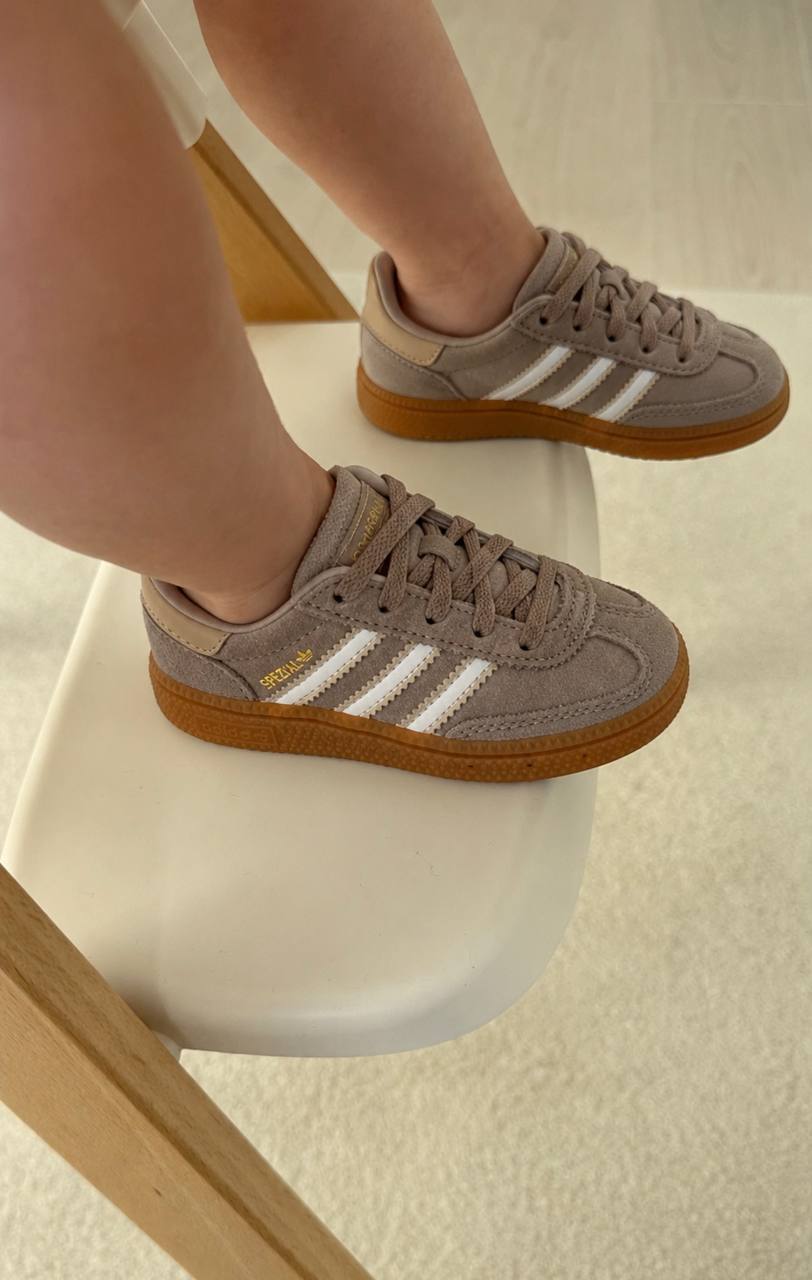 Adidas Kids Trainers List 🏻 – Enlace de Hacoo · foto 2