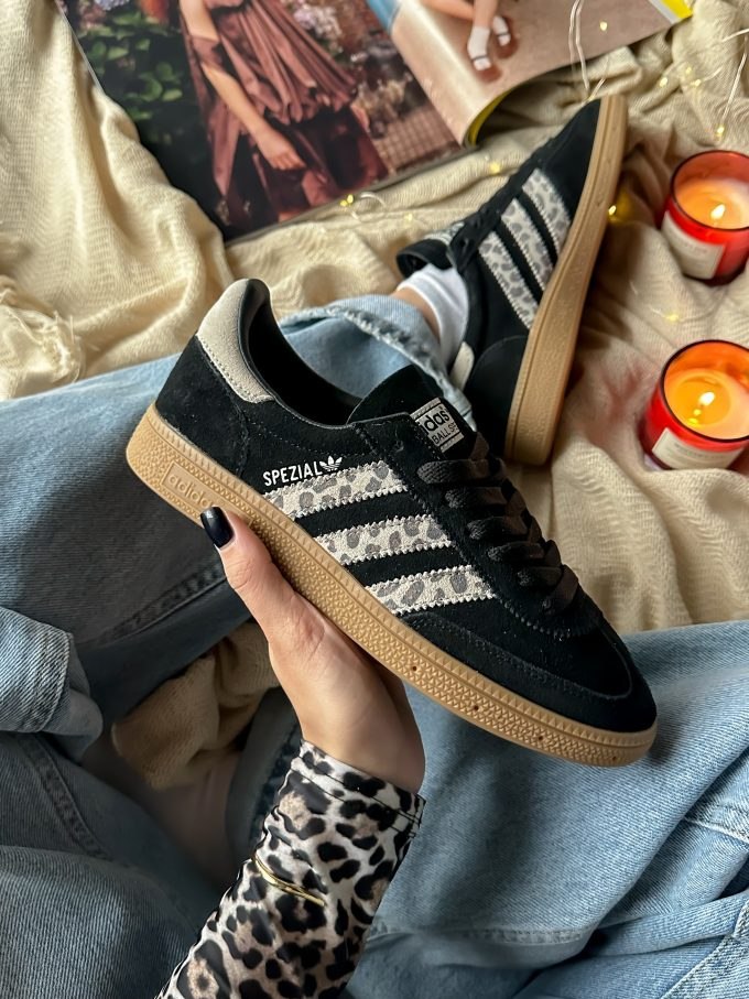 Adidas Trainers List – Lien Hacoo · photo 3