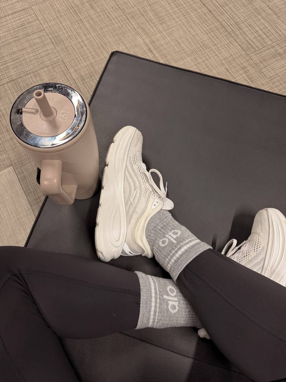 Alo Yoga socks – Hacoo link · photo 4