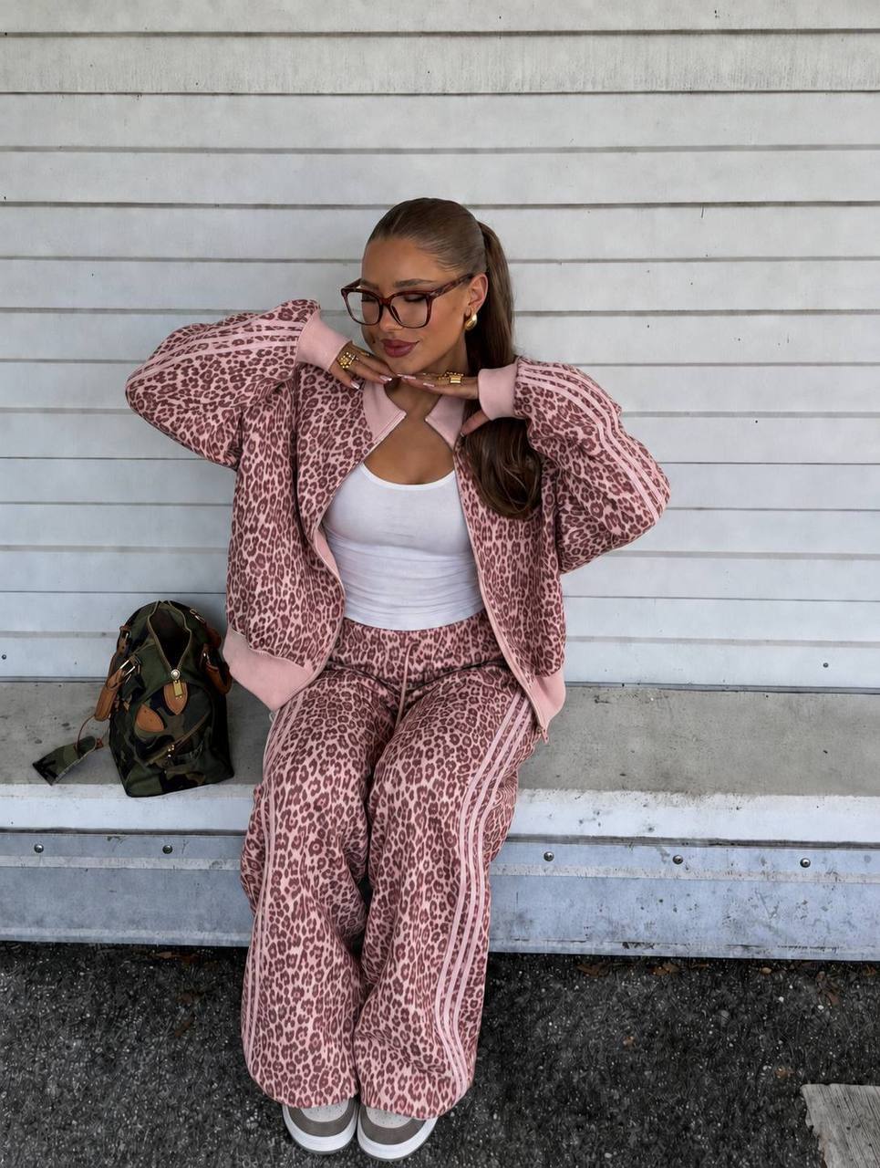Adidas tracksuit – Hacoo link · photo 2