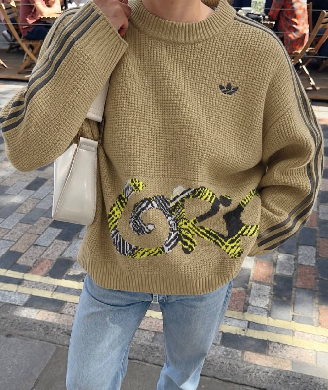 Adidas sweater – Hacoo link · photo 5