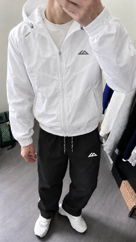 Sweat Trailberg – Lien Hacoo · photo 2