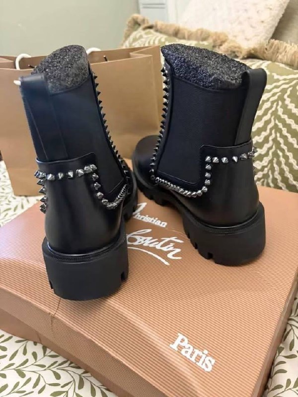 Botas Christian Louboutin – Link da Hacoo · foto 5