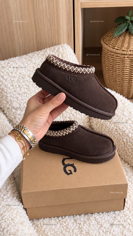 Ugg slippers – Hacoo link