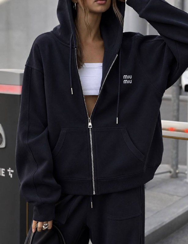 Miu Miu tracksuit – Hacoo link · photo 3