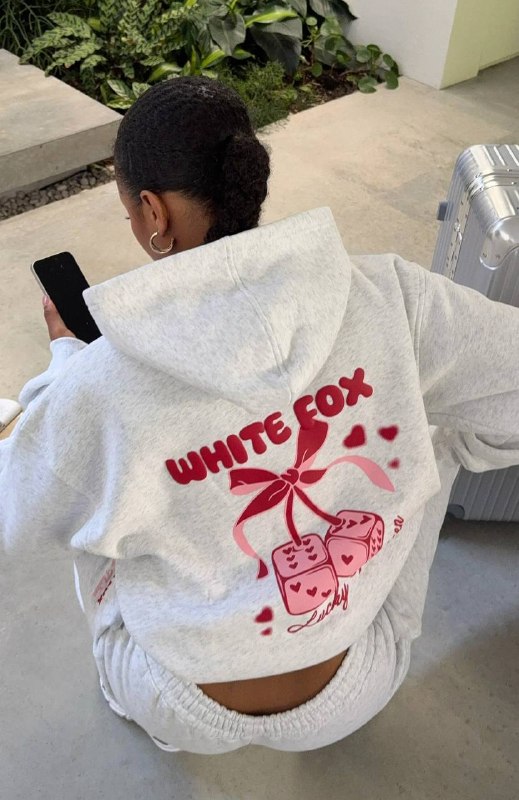 White Fox sweatshirt – Hacoo link · photo 2