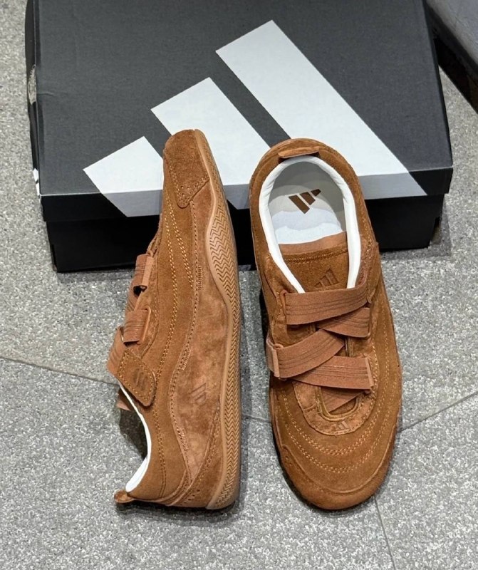 Baskets Adidas Urban Reverie – Lien Hacoo · photo 3