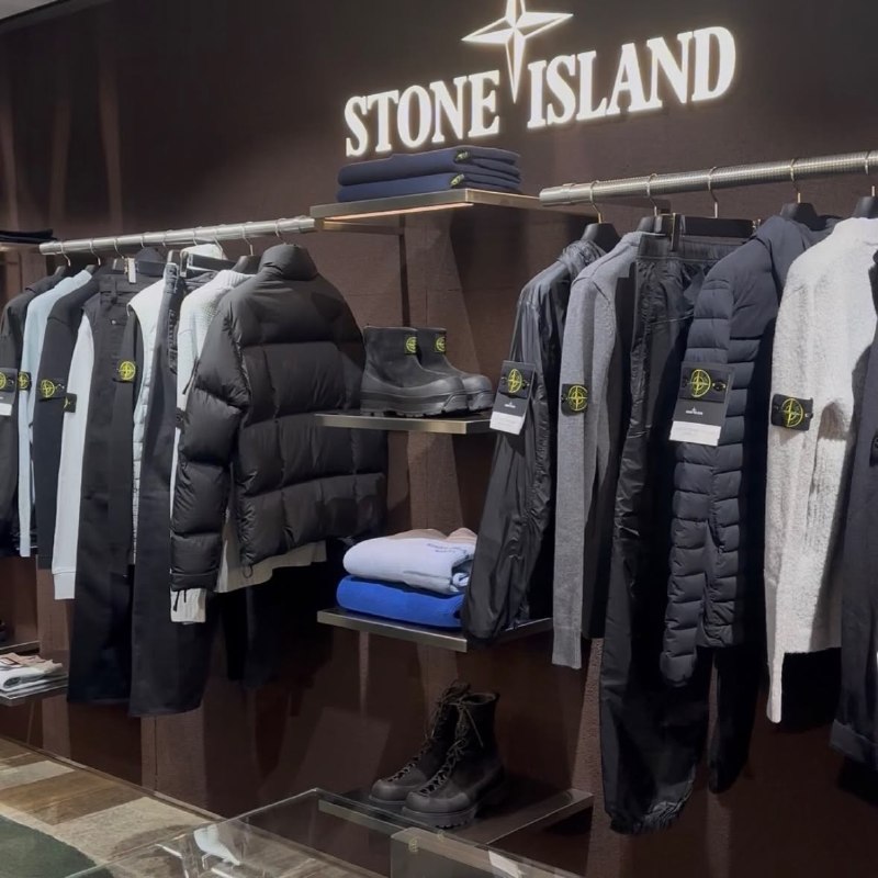 Canada Goose · The North Face · The North Face Puffer de peluche · Moncler – Lien Hacoo · photo 5