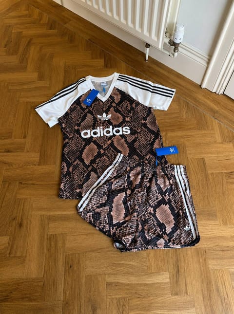 Ensemble Adidas – Lien Hacoo