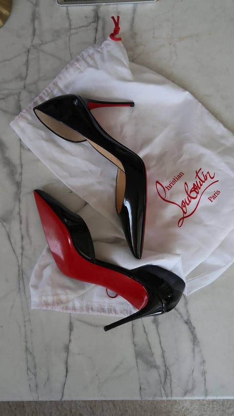 Christian Louboutin – Hacoo link