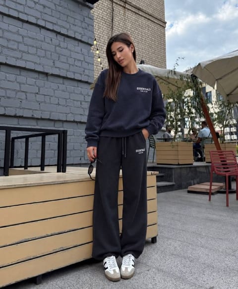 Ess3ntials Sweatshirt – Hacoo-Link