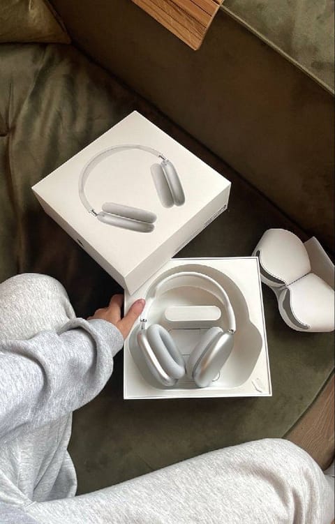 Apple AirPods Max headphones – Hacoo link