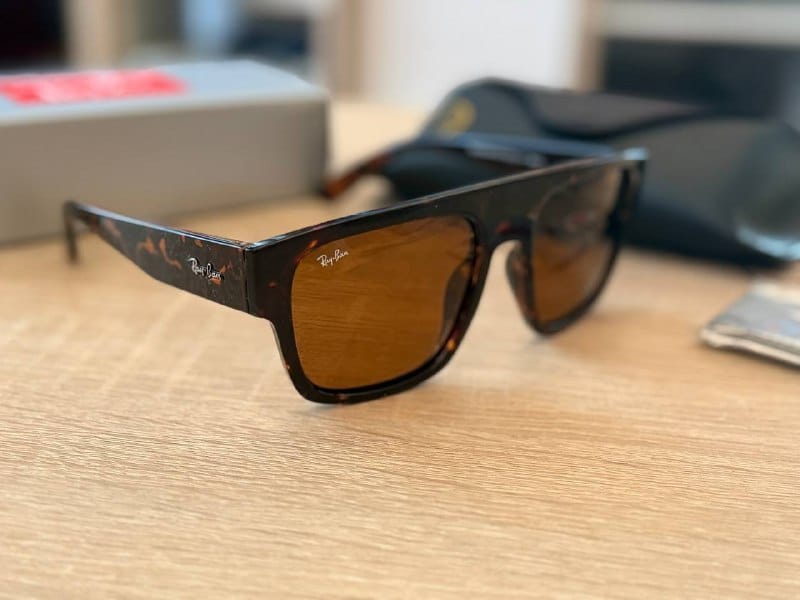 Ray-Ban