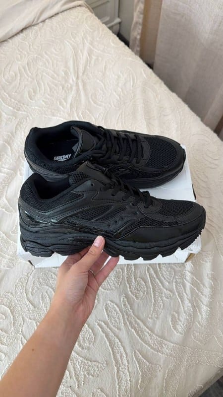Saucony
